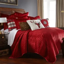 Red Velvet Holiday Quilt Set - Levtex Home 9 Red Velvet Holiday Quilt Set - Levtex Home -Levtex Home Shop GUEST 0dce359b c2ef 4571 8d59 50f961b96209