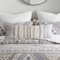 Etrada Stripes Pillow -Levtex Home 6 Etrada Stripes Pillow -Levtex Home -Levtex Home Shop GUEST 6c30b1f6 489f 4ccd 88ef c459fbae19b1