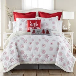 Red Snowflake Holiday Quilt Set - Levtex Home 12 Red Snowflake Holiday Quilt Set - Levtex Home -Levtex Home Shop GUEST fdce3302 3f10 4b58 b300 dc30e6b52c07